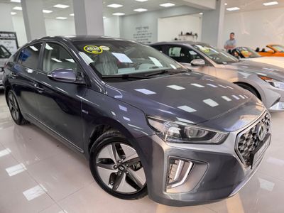 Hyundai IONIQ, 2020, photo
