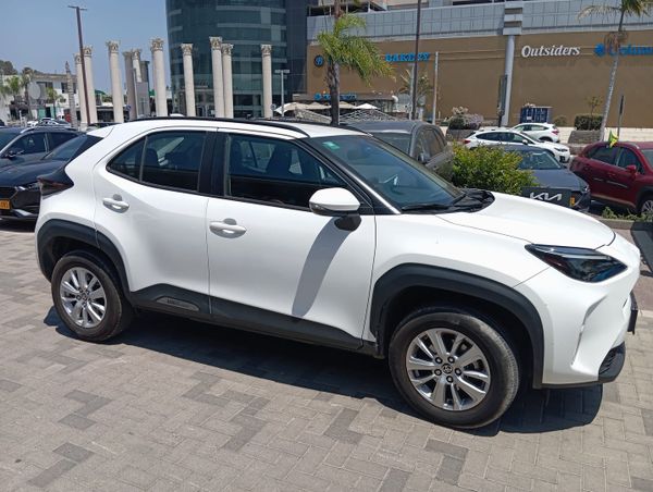 Toyota Yaris Cross 2ème main, 2023, main privée