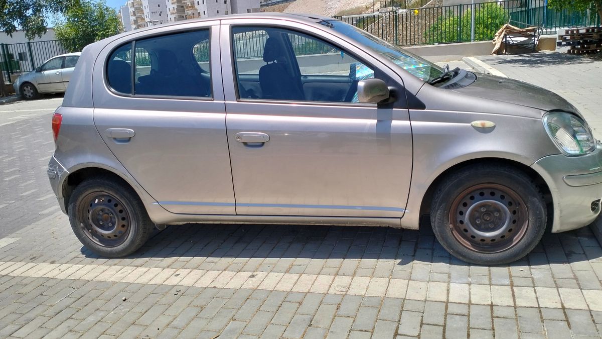 Toyota Yaris 2ème main, 2004, main privée