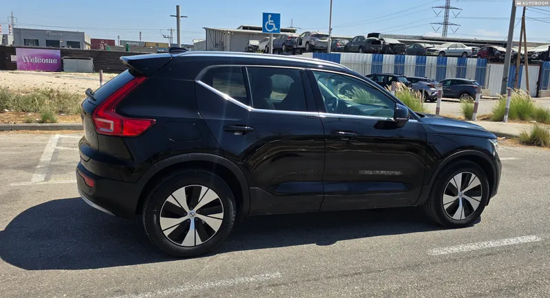 וולוו XC40 יד 2 רכב, 2023, פרטי