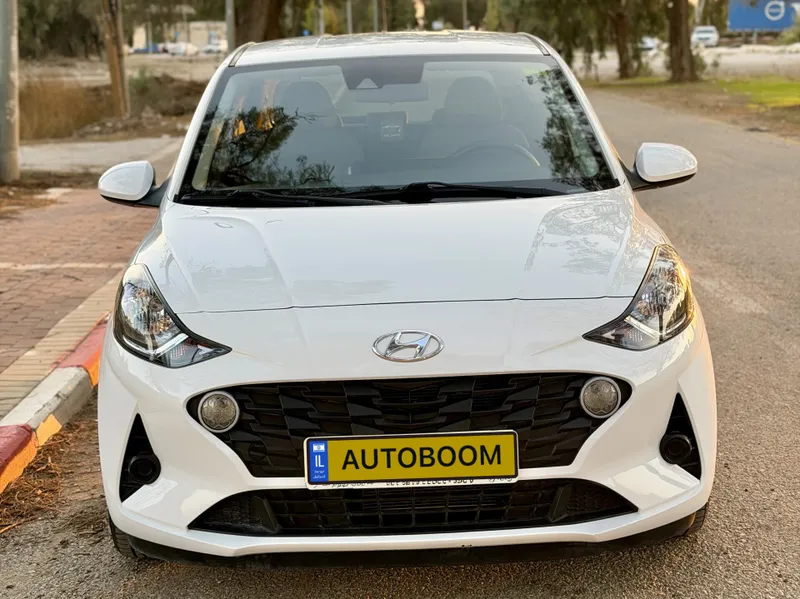 Hyundai i10 2nd hand, 2023, private