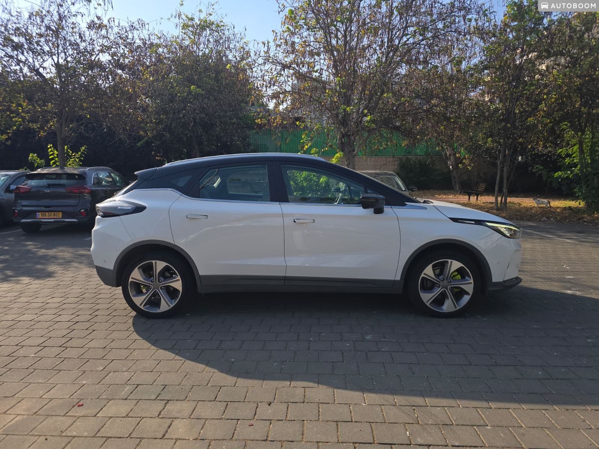 Geely Geometry C 2ème main, 2022, privée
