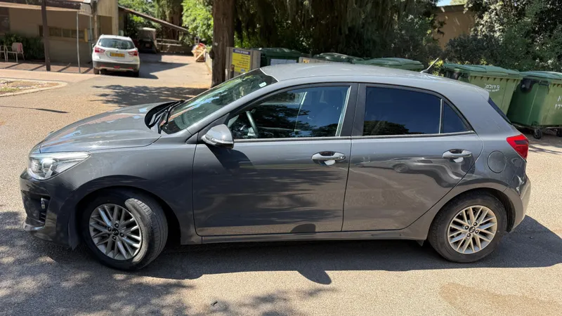 Kia Rio 2nd hand, 2021, private hand