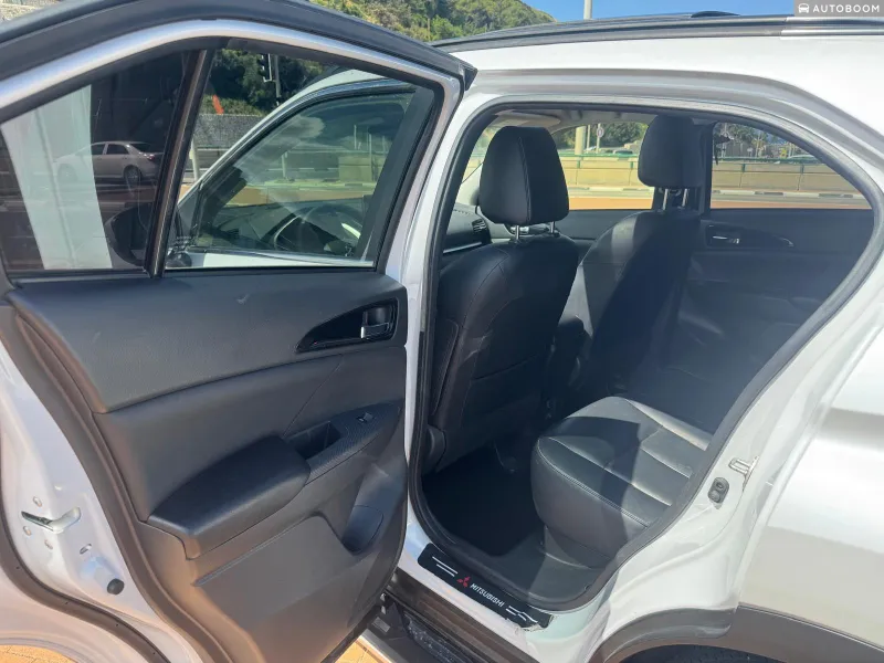 Mitsubishi Eclipse Cross 2nd hand, 2023, private