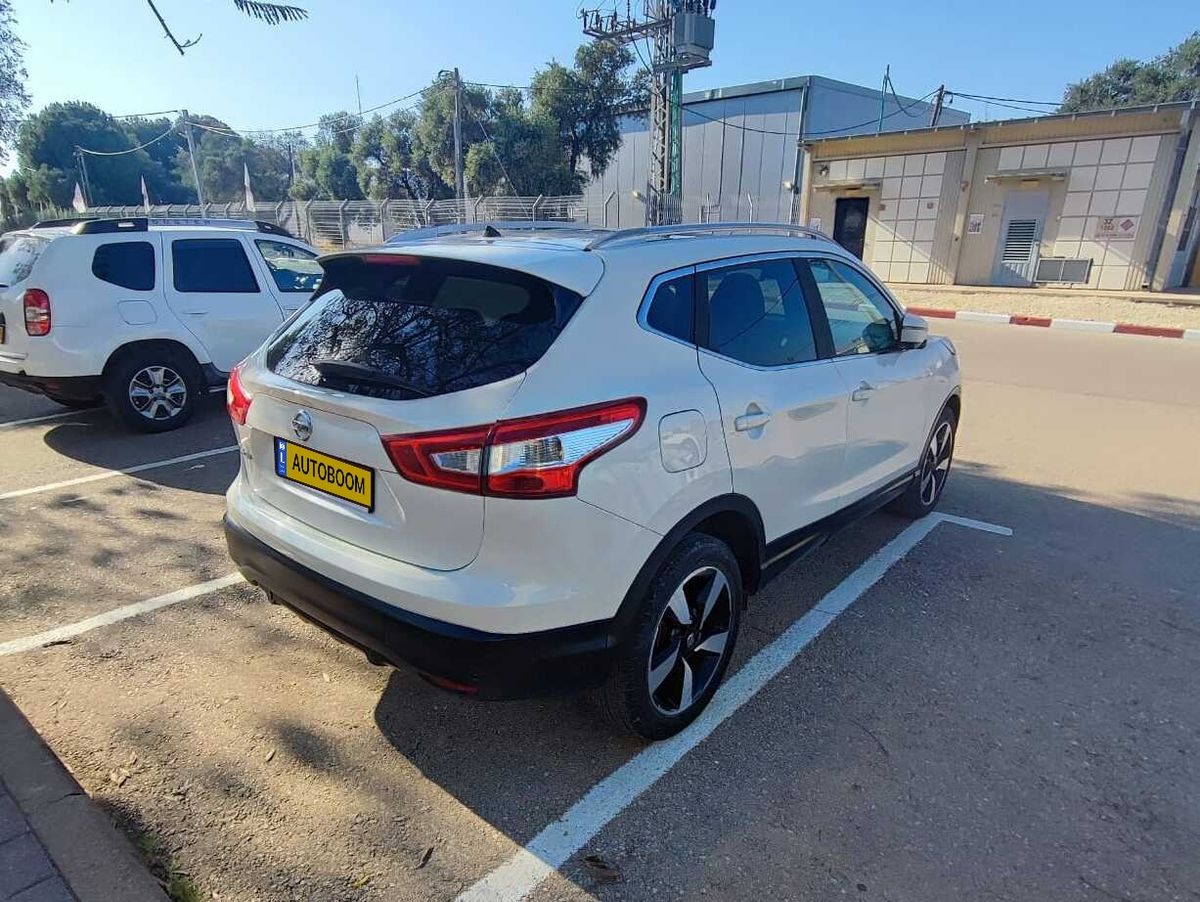 Nissan Qashqai 2nd hand, 2015, private