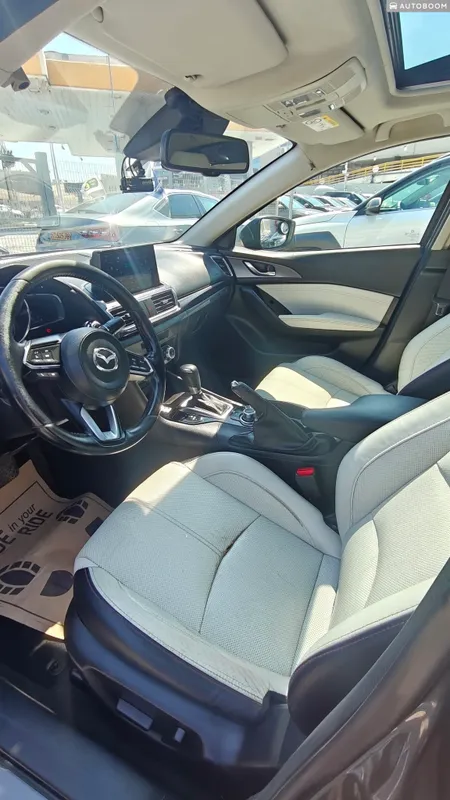 Mazda 3 2ème main, 2018, privée