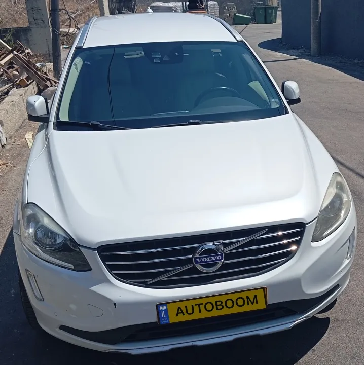 וולוו XC60 יד 2 רכב, 2015, פרטי