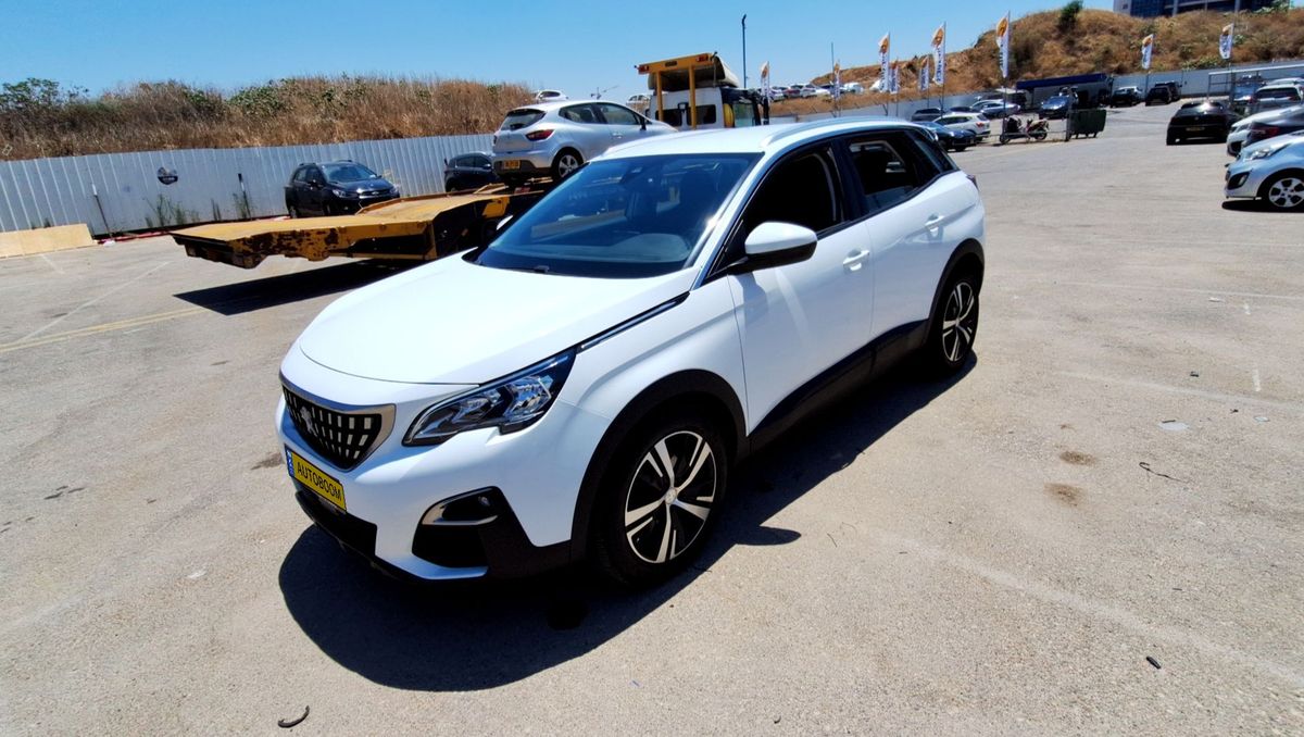 Peugeot 3008 с пробегом, 2020