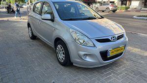 Hyundai i20, 2011, photo