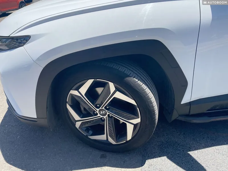 Hyundai Tucson 2nd hand, 2022, private
