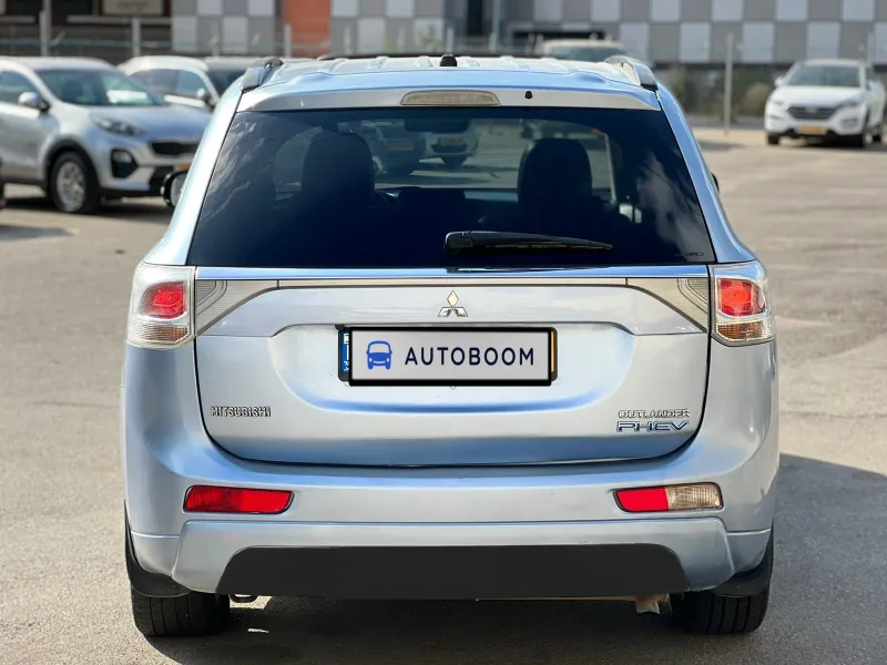 Mitsubishi Outlander 2nd hand, 2014, private hand