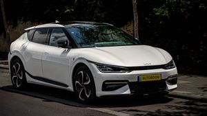Kia EV6, 2023, фото