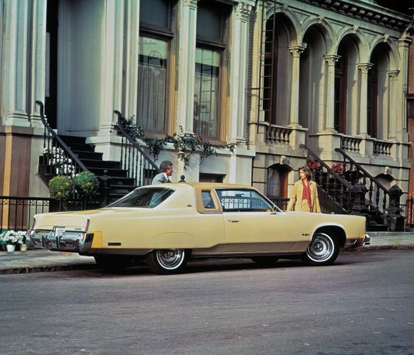 كرايسلر نيويوركر 1974. الهيكل، المظهر الخارجي. كوبيه, 9 الجيل