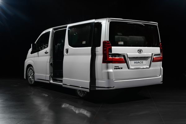 Toyota HiAce 2019. Bodywork, Exterior. Minivan, 4 generation