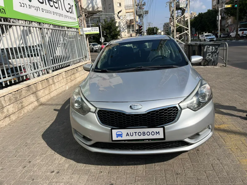 Kia Forte с пробегом, 2014