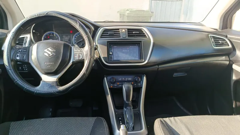 Suzuki SX4 с пробегом, 2014