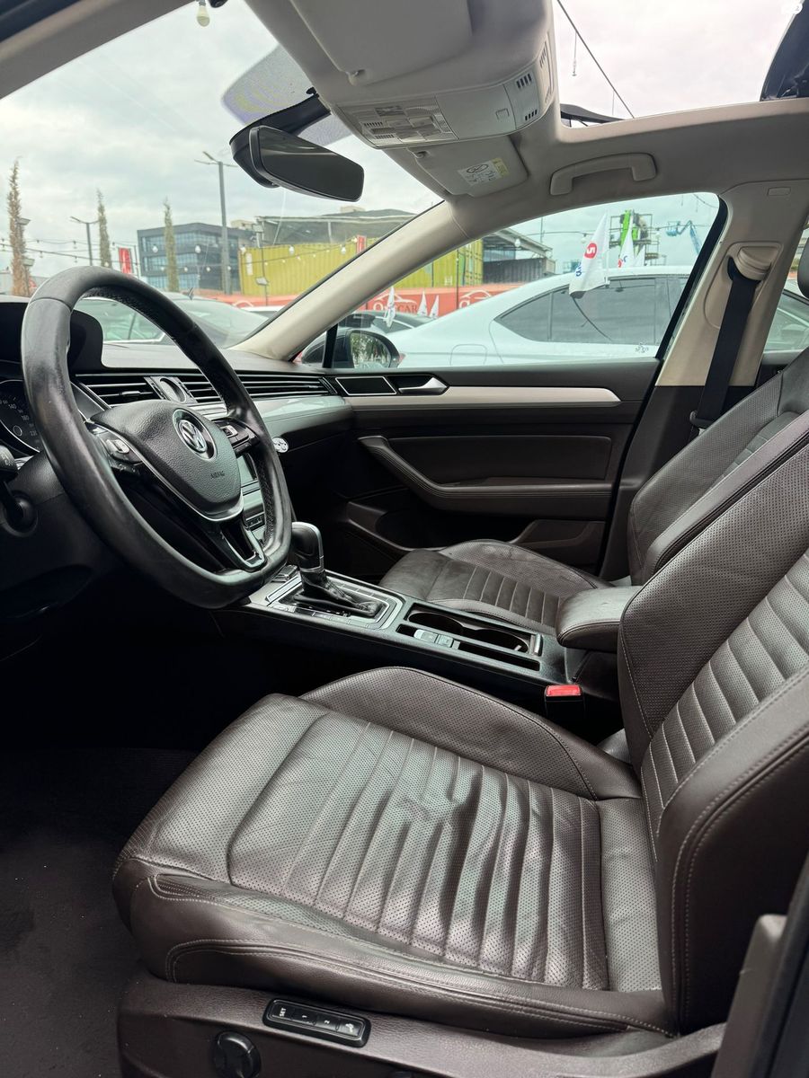 Volkswagen Passat с пробегом, 2017, частная рука