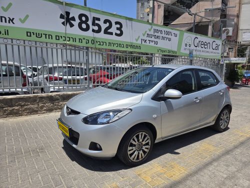 Mazda 2, 2009, photo