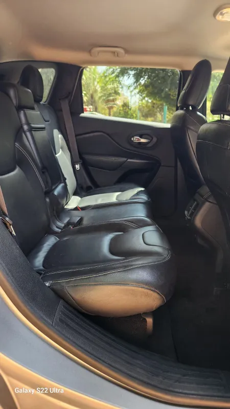 Jeep Cherokee 2ème main, 2014