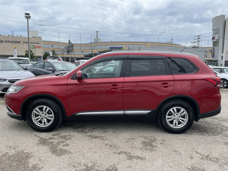 Mitsubishi Outlander 2nd hand, 2016, private hand