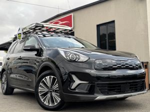 Kia Niro Plus, 2023, photo