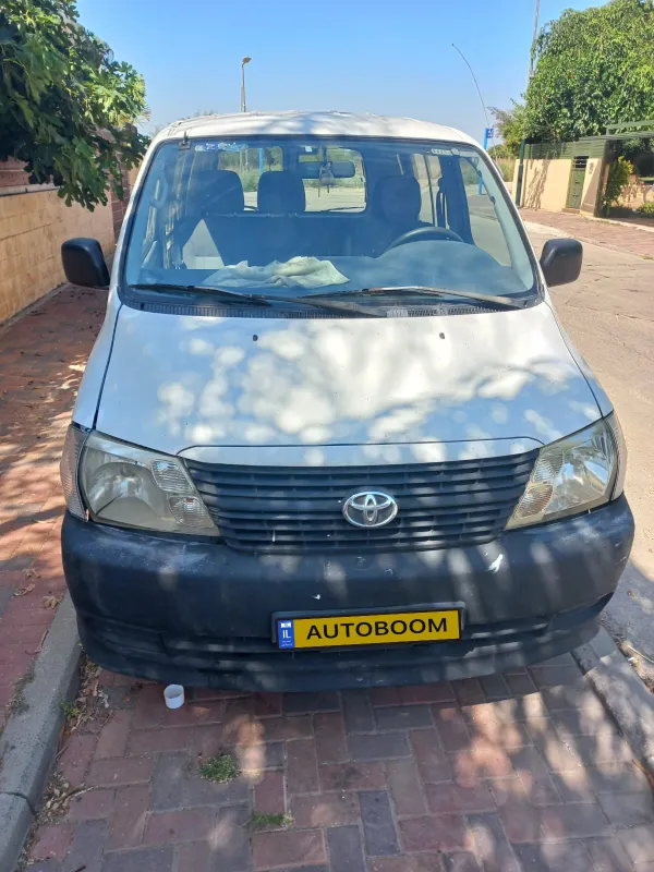 Toyota HiAce 2ème main, 2008, main privée