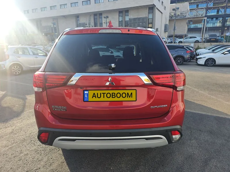 Mitsubishi Outlander 2nd hand, 2018, private hand