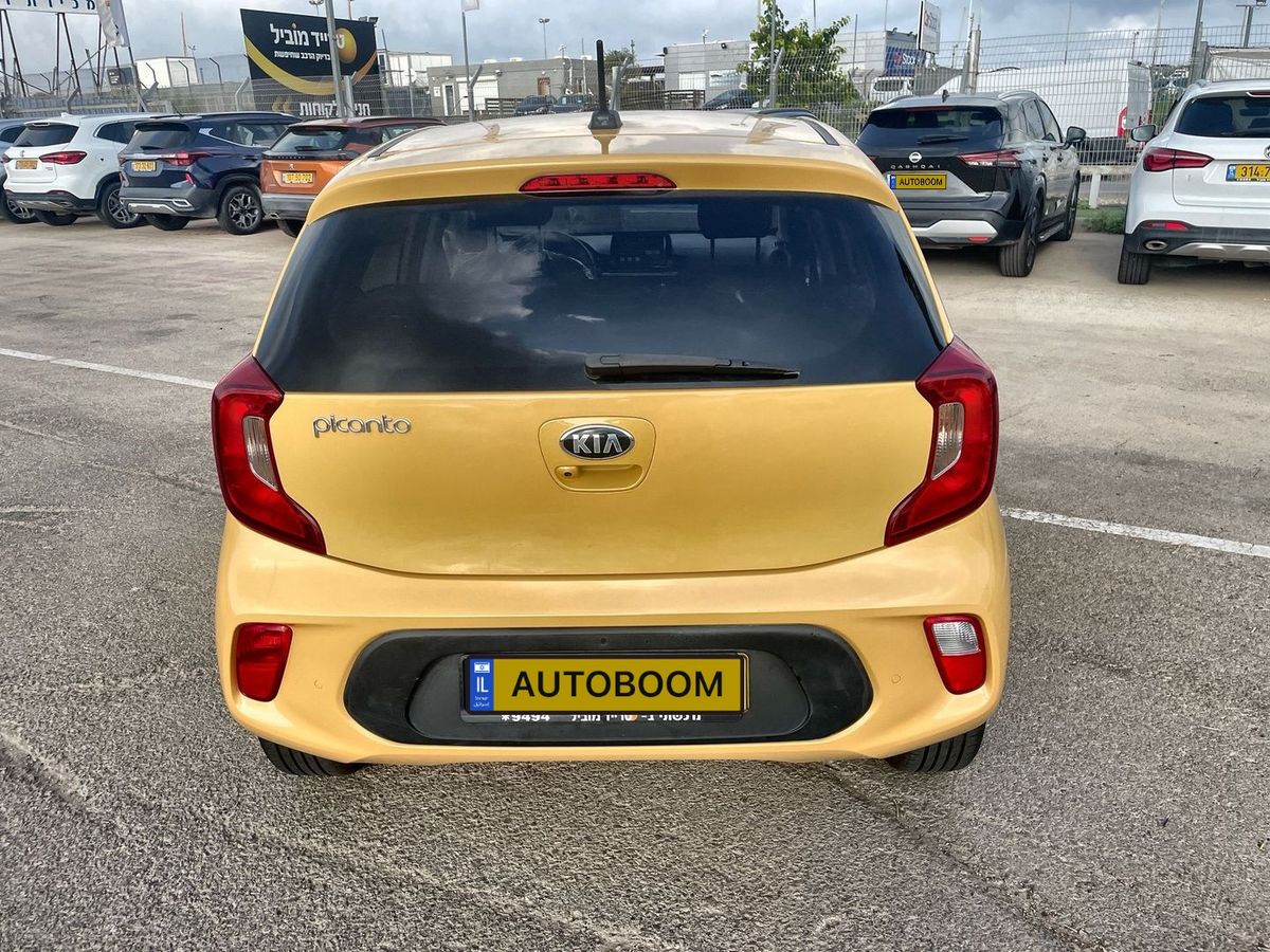 Kia Picanto 2nd hand, 2022