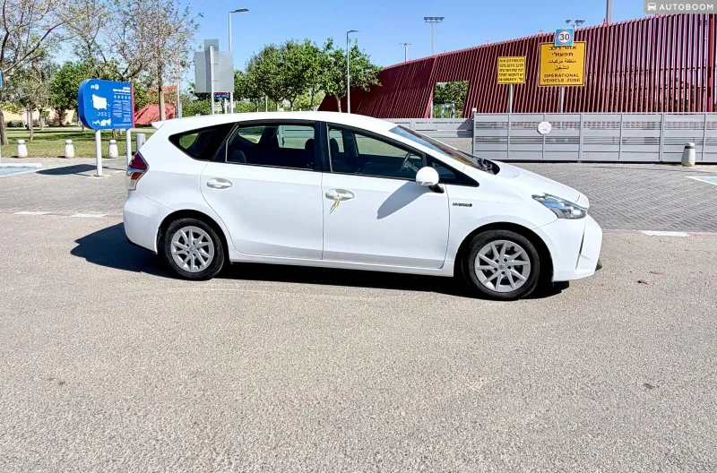 Toyota Prius Plus 2ème main, 2021