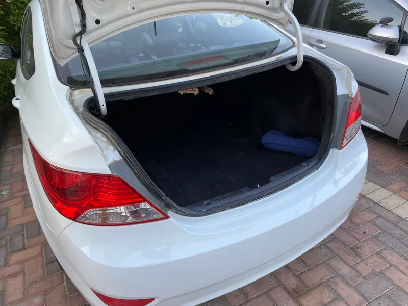 Hyundai i25 2ème main, 2015, main privée