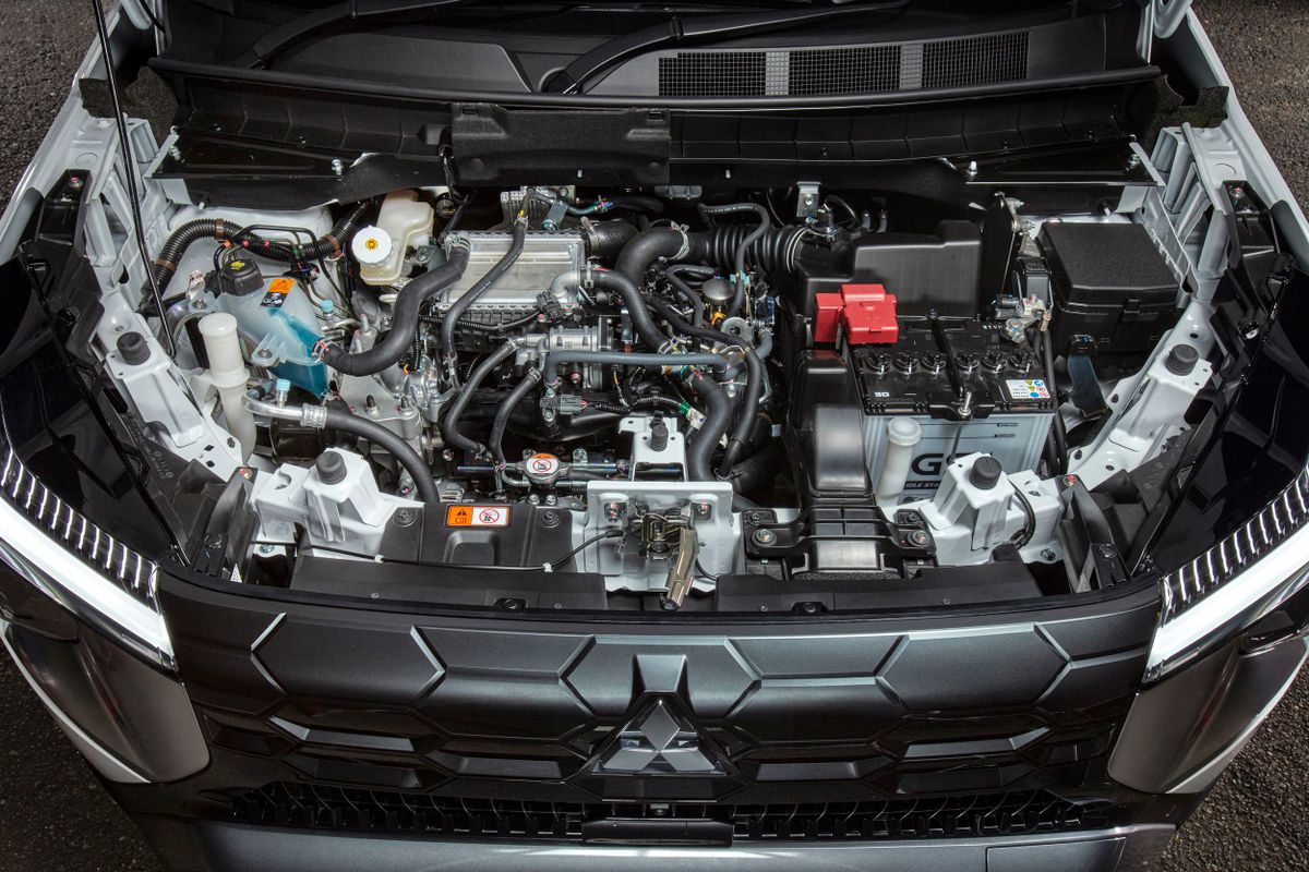 Mitsubishi Destinator 2025. Двигатель. Внедорожник 5 дв., 1 поколение