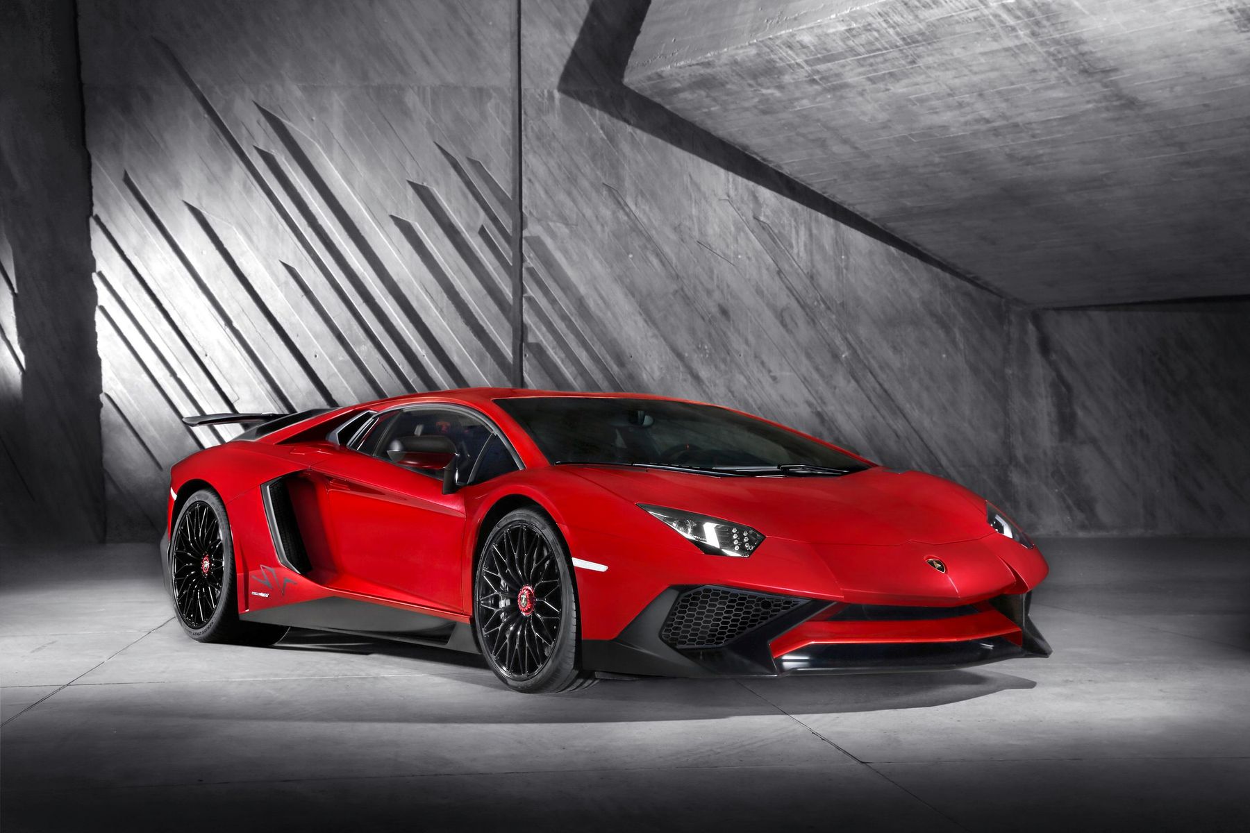 Lamborghini. Incarnation of speed and wealth | Lamborghini: 350 ...
