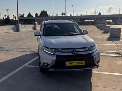 Mitsubishi Outlander 2nd hand, 2017, private hand