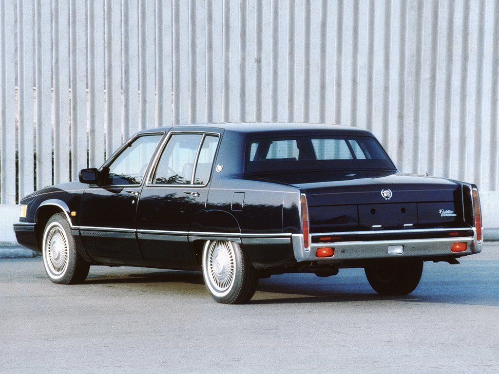 Cadillac Fleetwood 1984. Carrosserie, extérieur. Berline, 2 génération