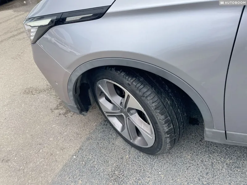 Geely Geometry C 2nd hand, 2022, private