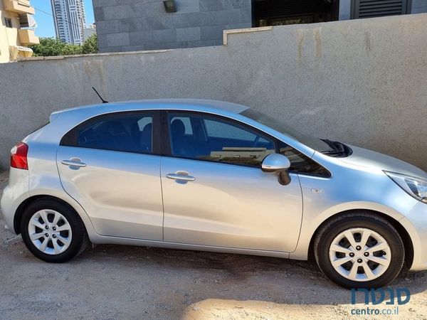 Kia Rio 2nd hand, 2013, private hand