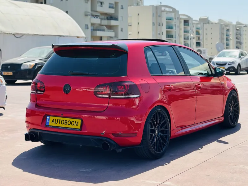 Volkswagen Golf GTI с пробегом, 2010