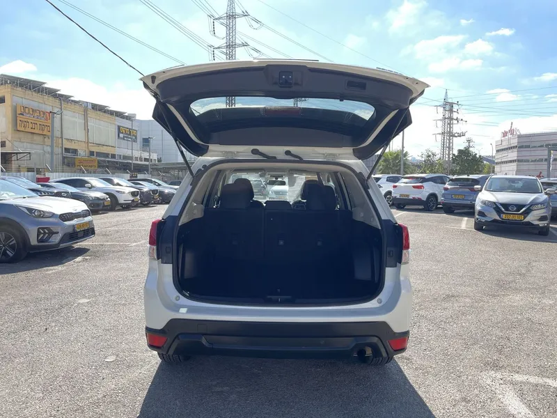 Subaru Forester с пробегом, 2019