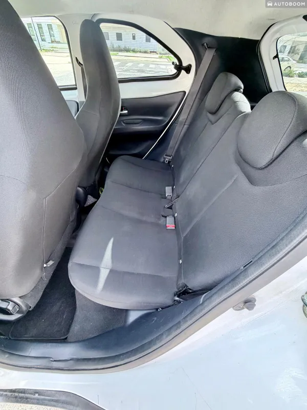 Toyota Aygo 2nd hand, 2022