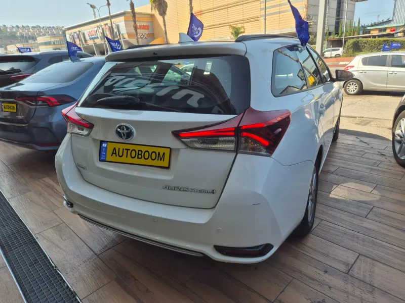 Toyota Auris с пробегом, 2017, частная рука