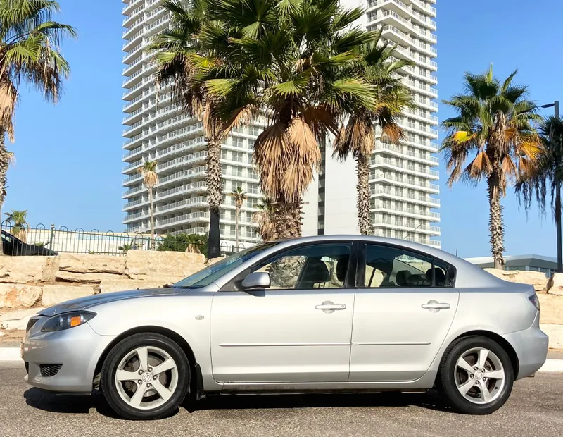 Mazda 3 2nd hand, 2004