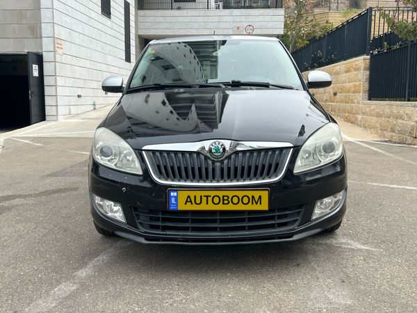 Skoda Fabia с пробегом, 2012