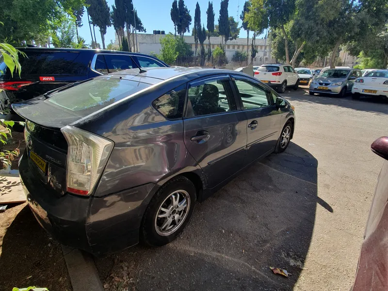 Toyota Prius 2nd hand, 2010, private hand