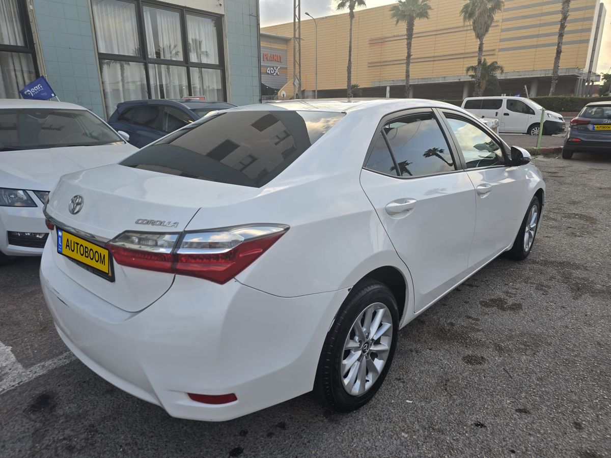 Toyota Corolla 2nd hand, 2017