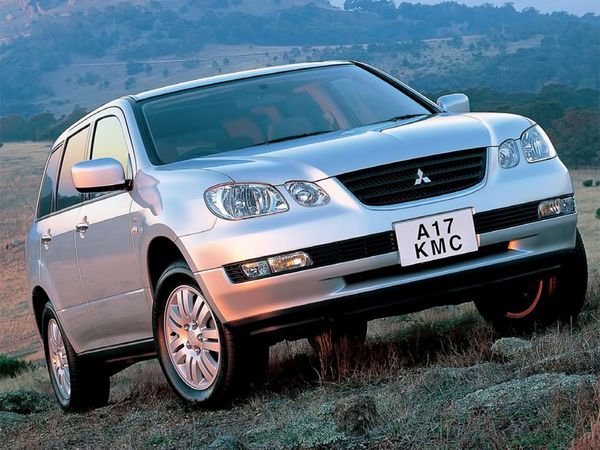 Mitsubishi Airtrek 2001. Bodywork, Exterior. SUV 5-doors, 1 generation