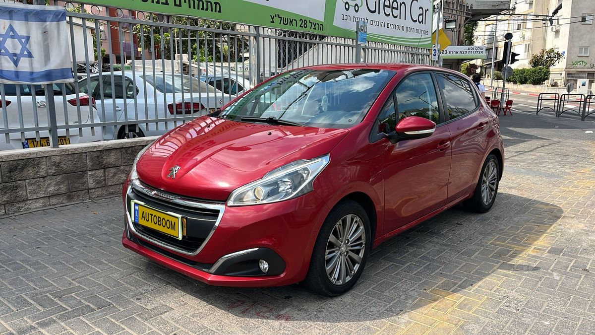 Peugeot 208 2nd hand, 2017, private hand