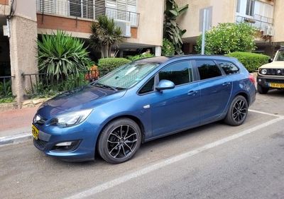 Opel Astra 2nd hand, 2014, private hand
