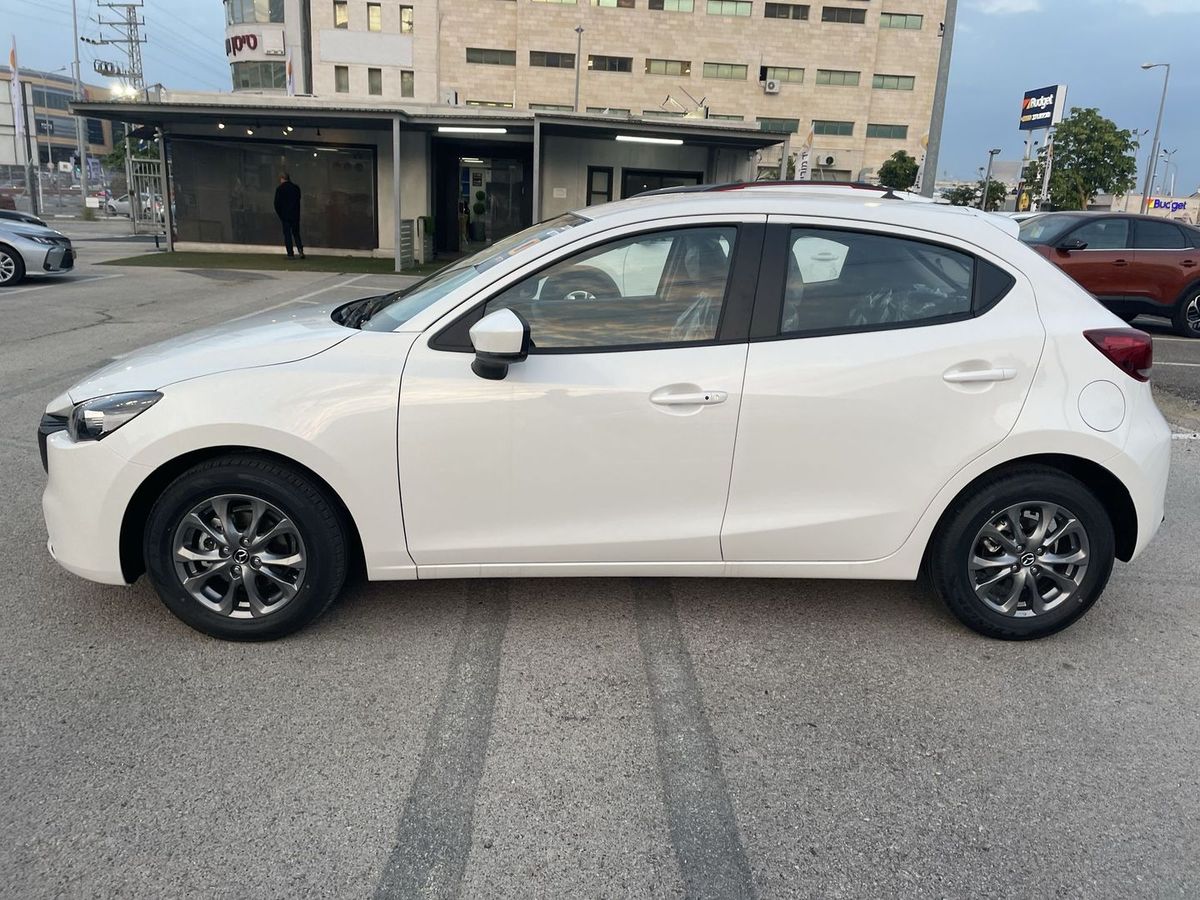 Mazda 2 новый, 2025