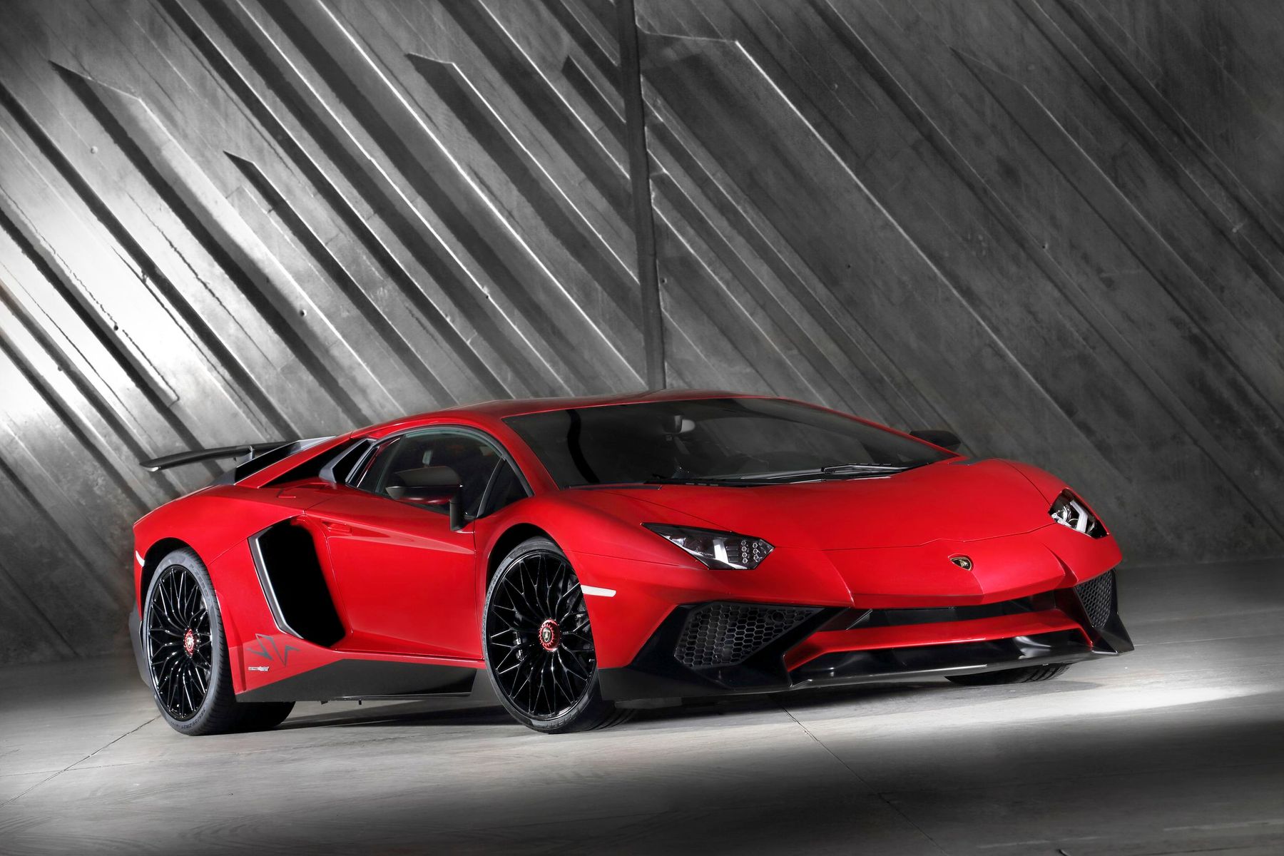 Lamborghini. Incarnation of speed and wealth | Lamborghini: 350 ...