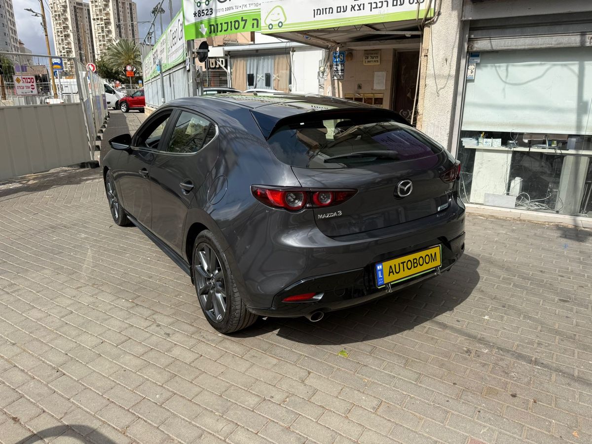 Mazda 3 с пробегом, 2021, частная